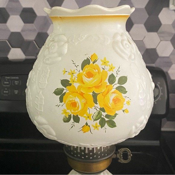 Vintage Table Lamp - Picture 3 of 6